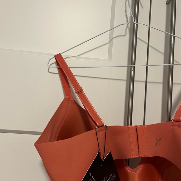 NWT 🏷️ KNIX Wingwoman Size 8 (similar to 38DD) - Picture 10 of 10